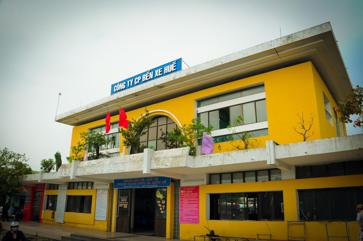 Công ty CP Bến xe Huế - Cơ quan quản lý 2 bến xe lớn nhất ở tỉnh Thừa Thiên Huế